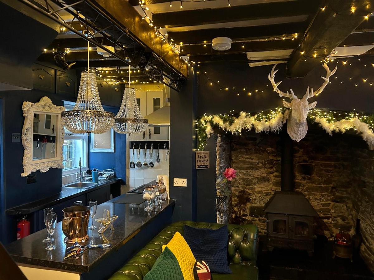 8 Opera Suites, Llangollen Eksteriør billede