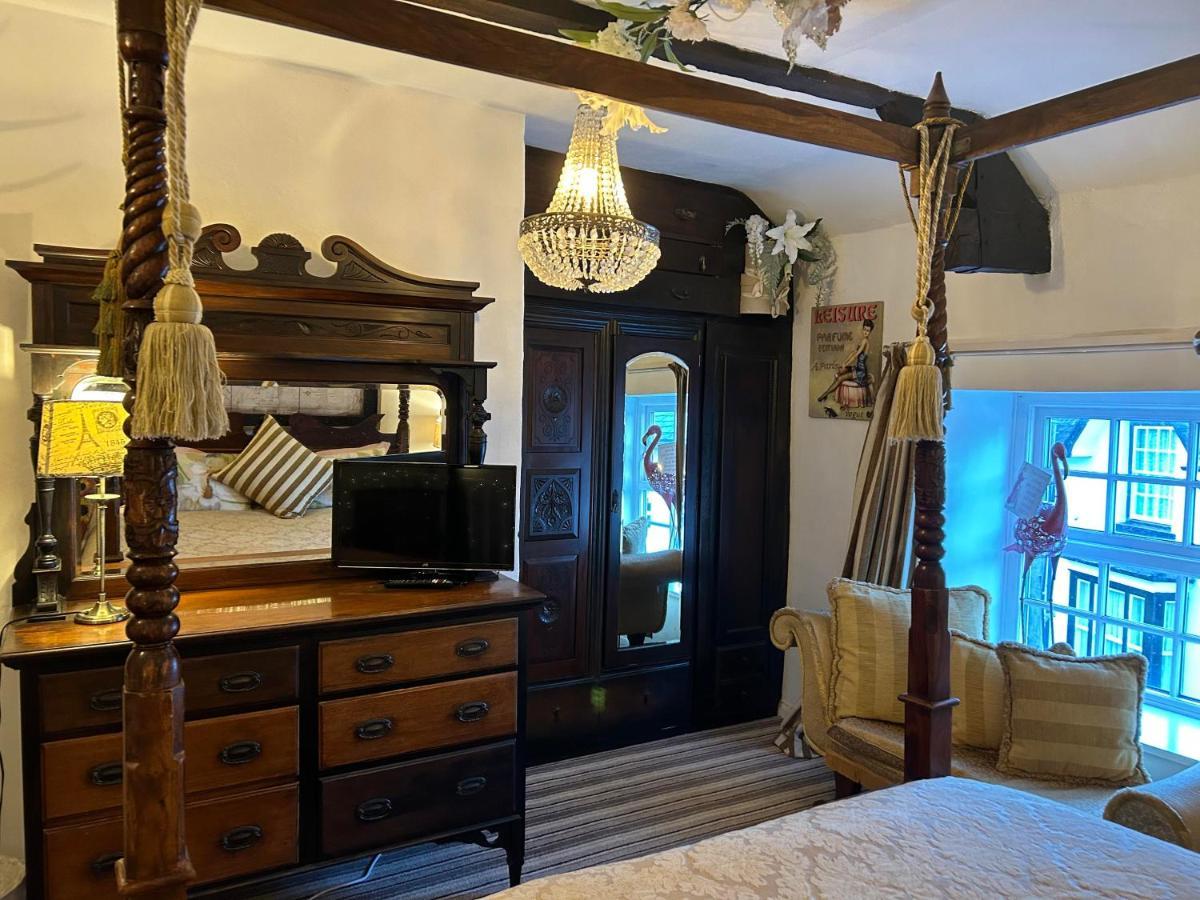 8 Opera Suites, Llangollen Eksteriør billede