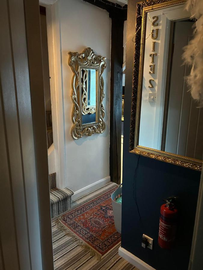 8 Opera Suites, Llangollen Eksteriør billede
